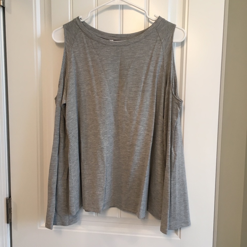 BB Dakota Ian Top